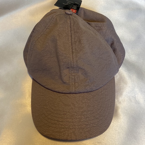 UNDER ARMOUR JACQUARD PLAY UP BASEBALL CAP - Picture 2 of 5